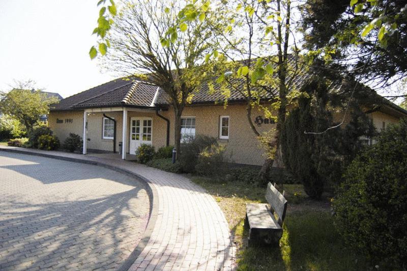 Salz & Pfeffer Im Gasthaus Frorup Hotell Oeversee Exteriör bild